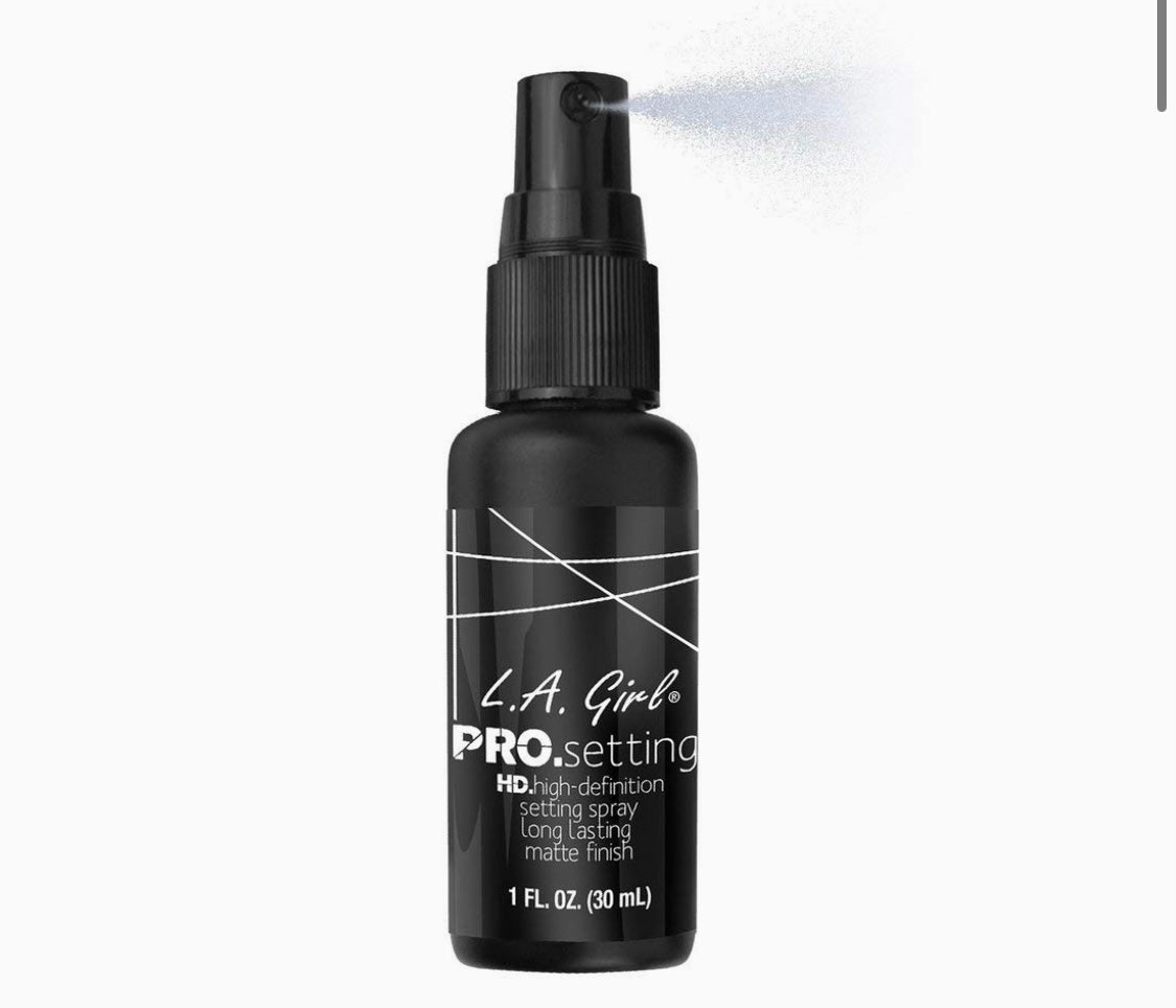 L.A. Girl Pro Setting Spray  1 oz